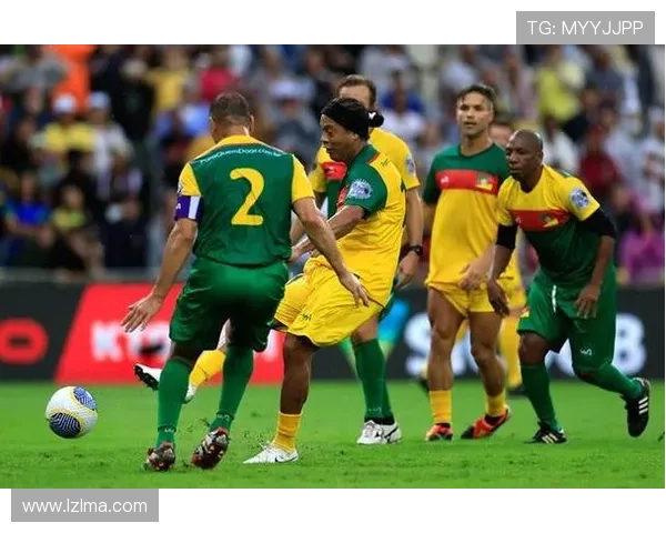 足球明星们的关注焦点是什么他们的生活与事业背后的故事揭秘